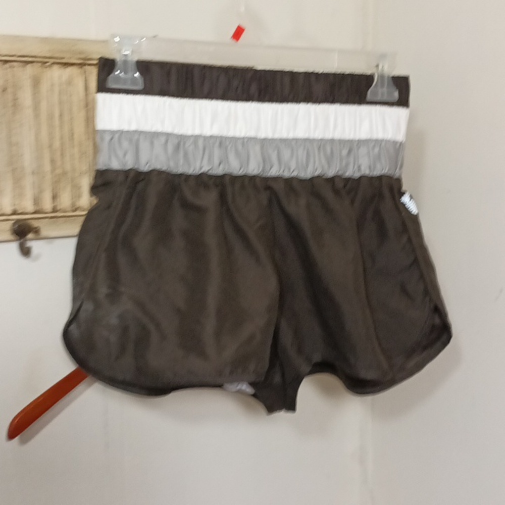 love & pineapple athletic shorts FLAWED - Picture 4 of 6